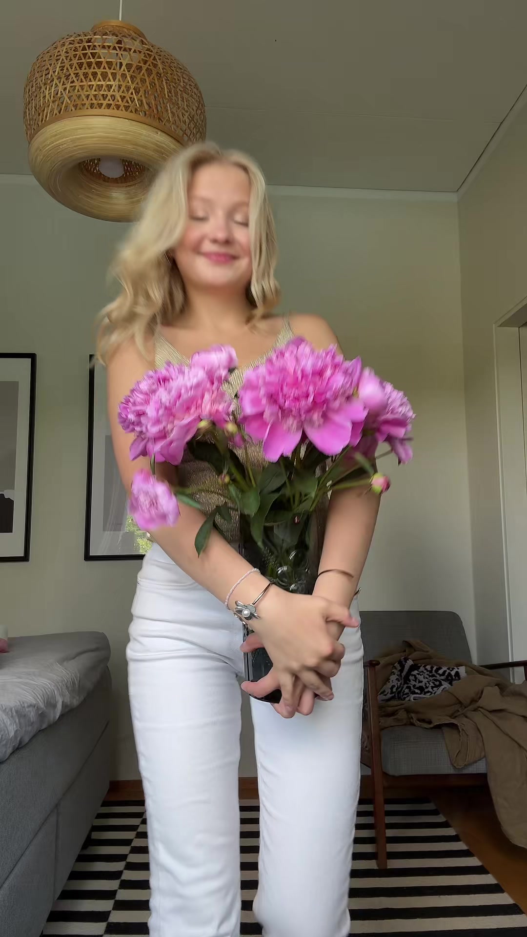 @AVAoliviaa