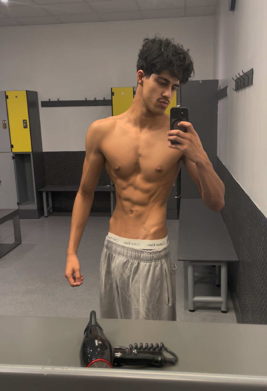 @24nakra