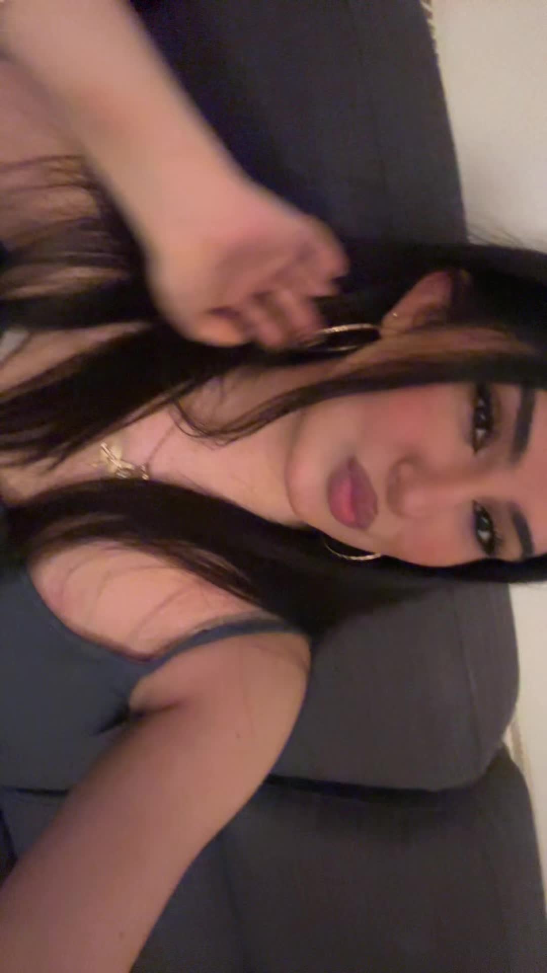 @lily