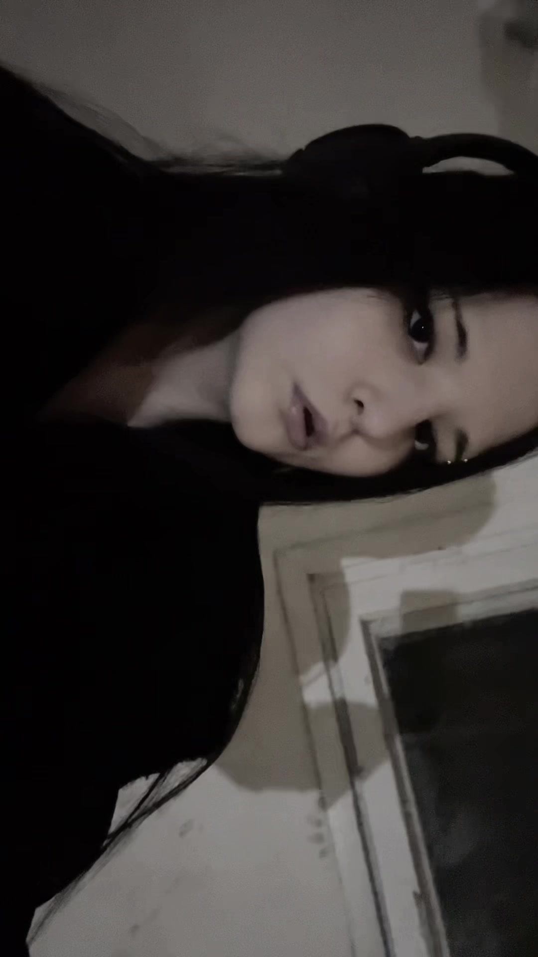 @𝔫𝔦𝔨𝔨𝔶 𝔡𝔢𝔞𝔱𝔥