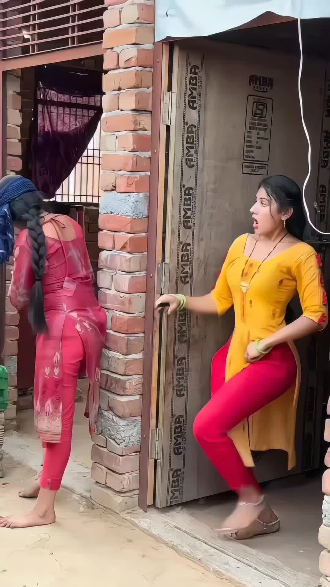 @່່