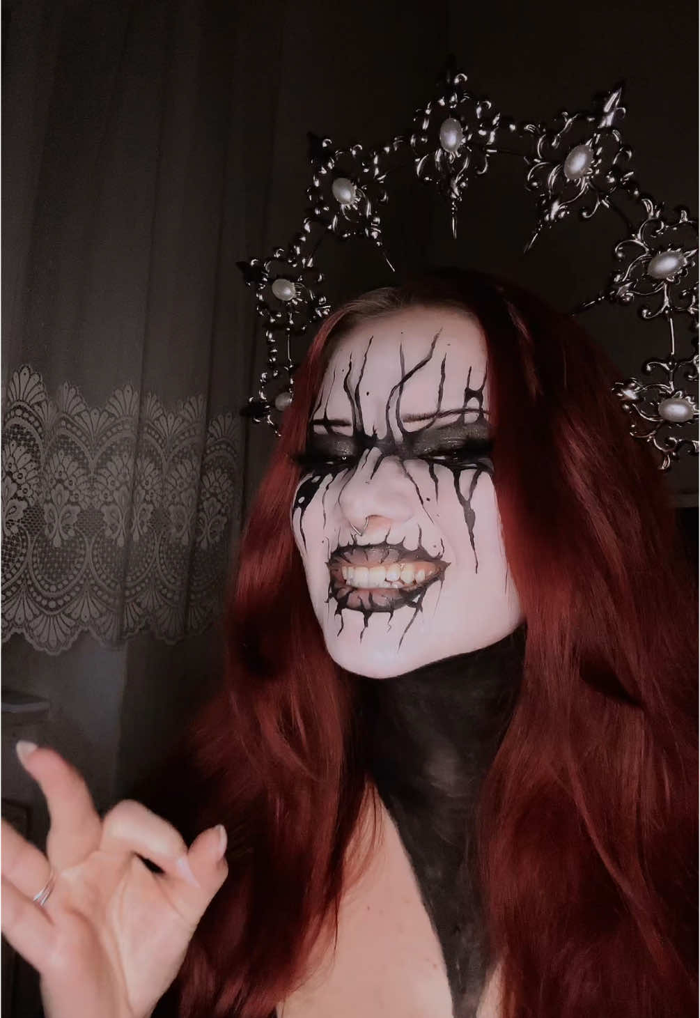 @Rose🦇