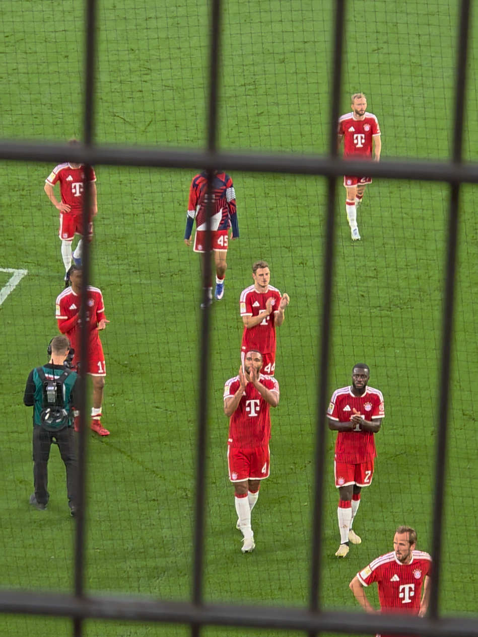 @MiaSanLele