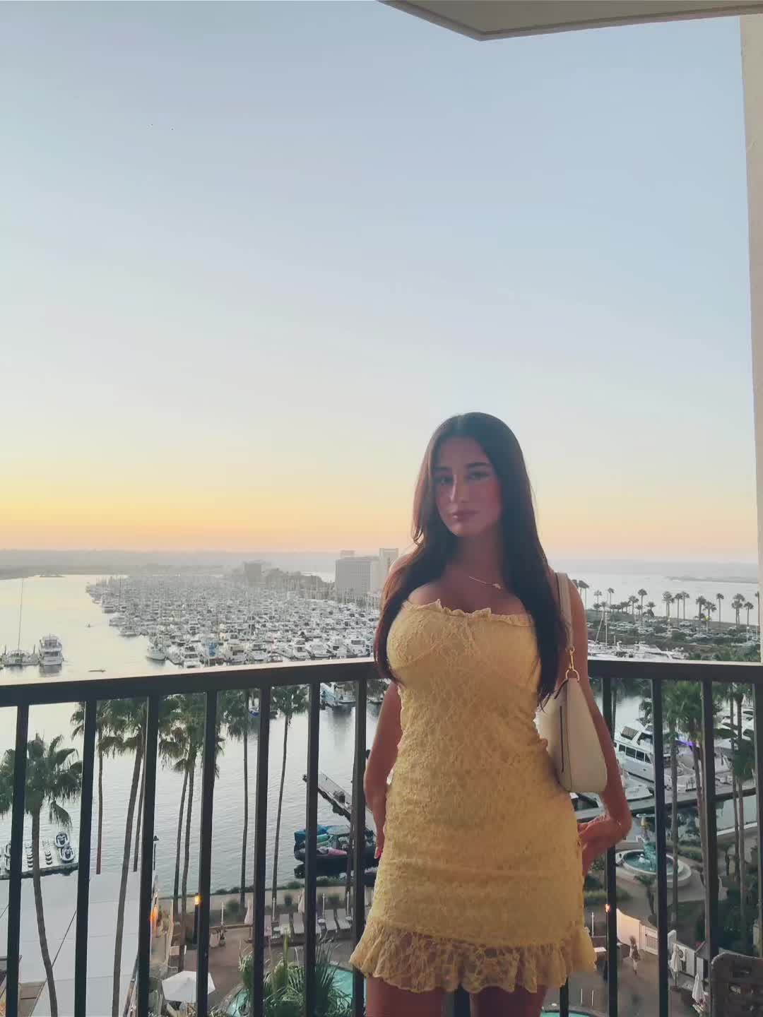 @Angela 🐰