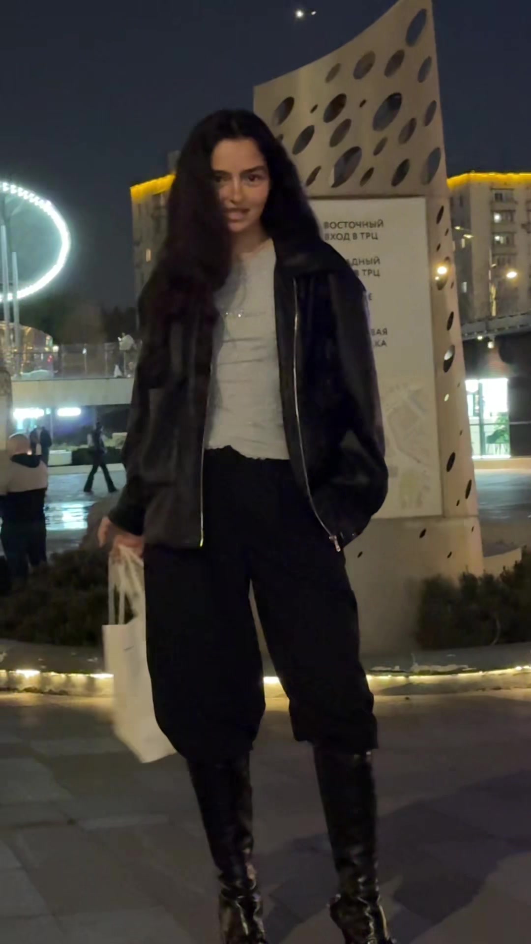 @Angelica_25
