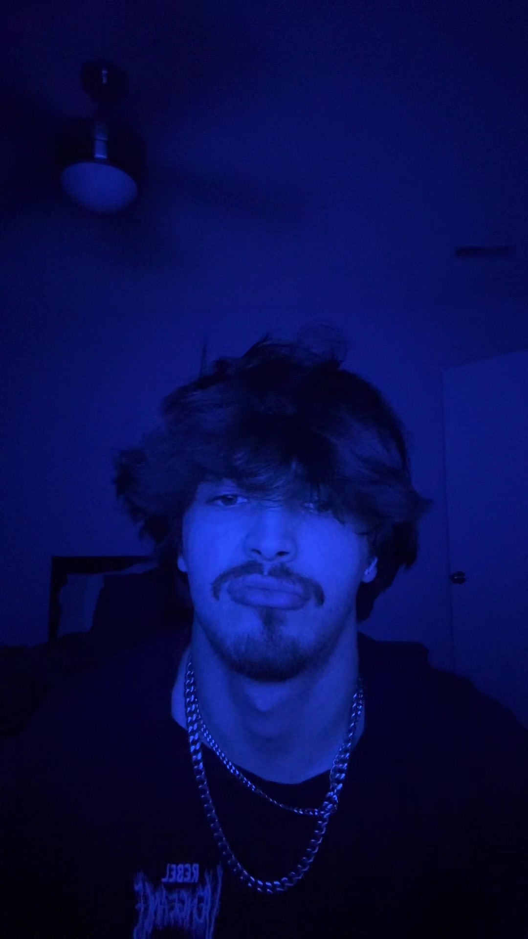 @Whiteboywitabonnet