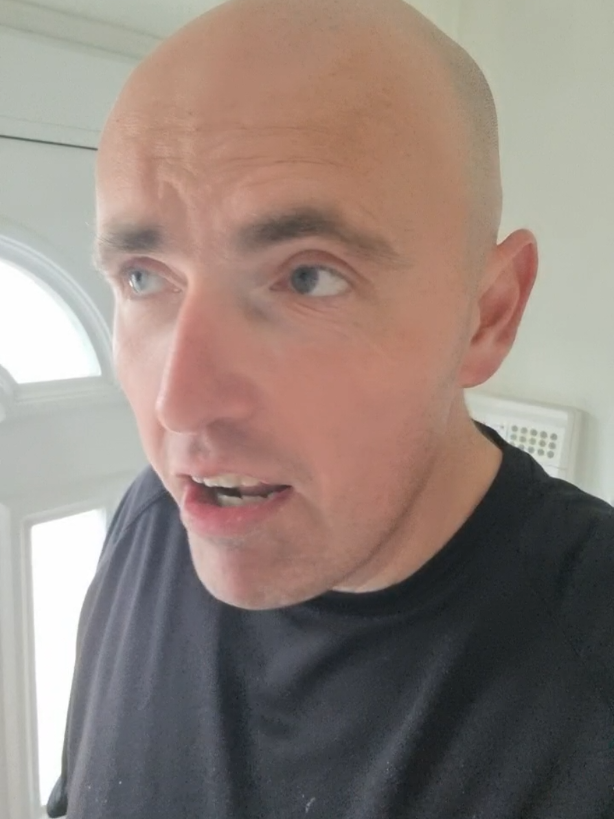 @Genuineseansaundersworld
