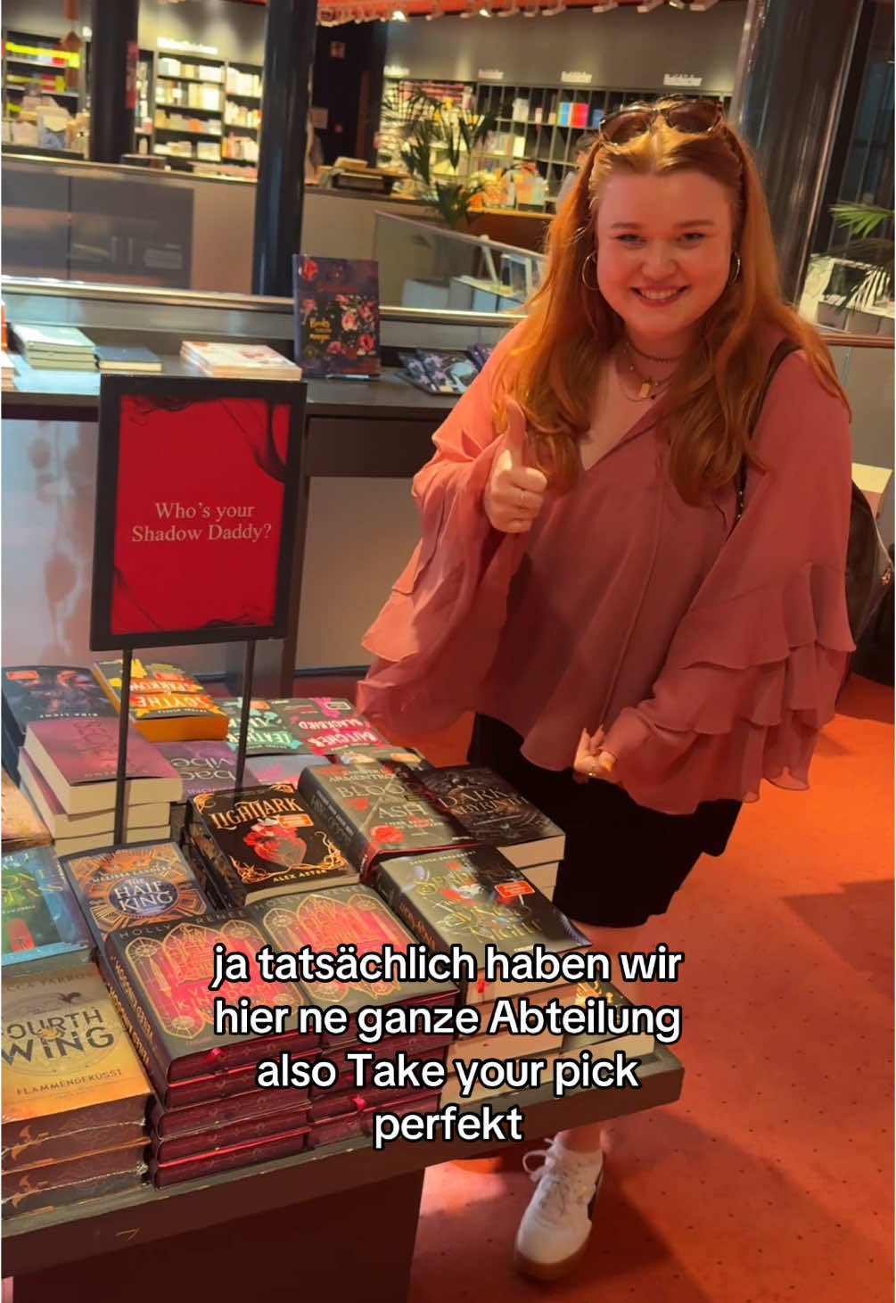 @Meggy 📚🧡