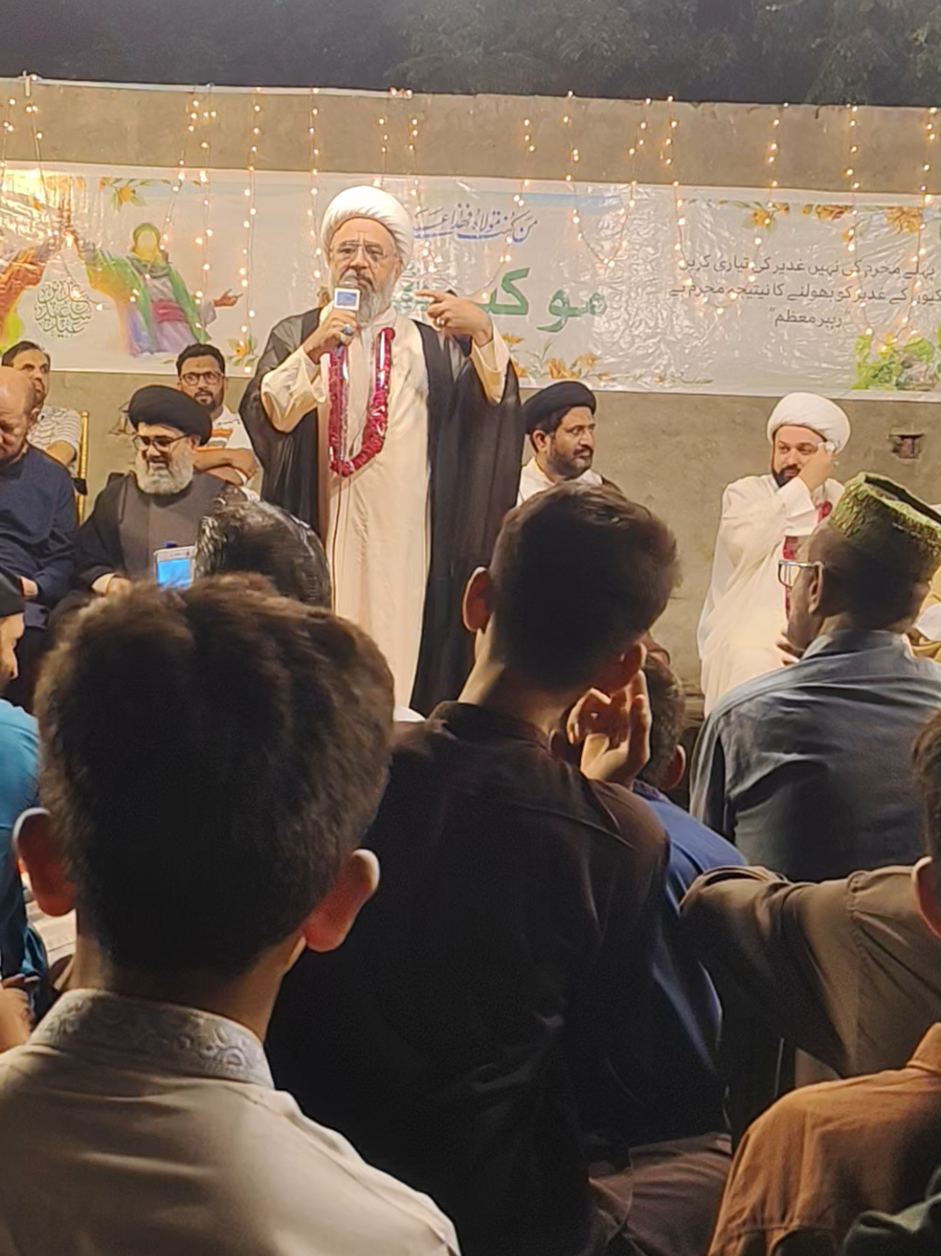 @🤍 بادشاہ است حسین 🤍