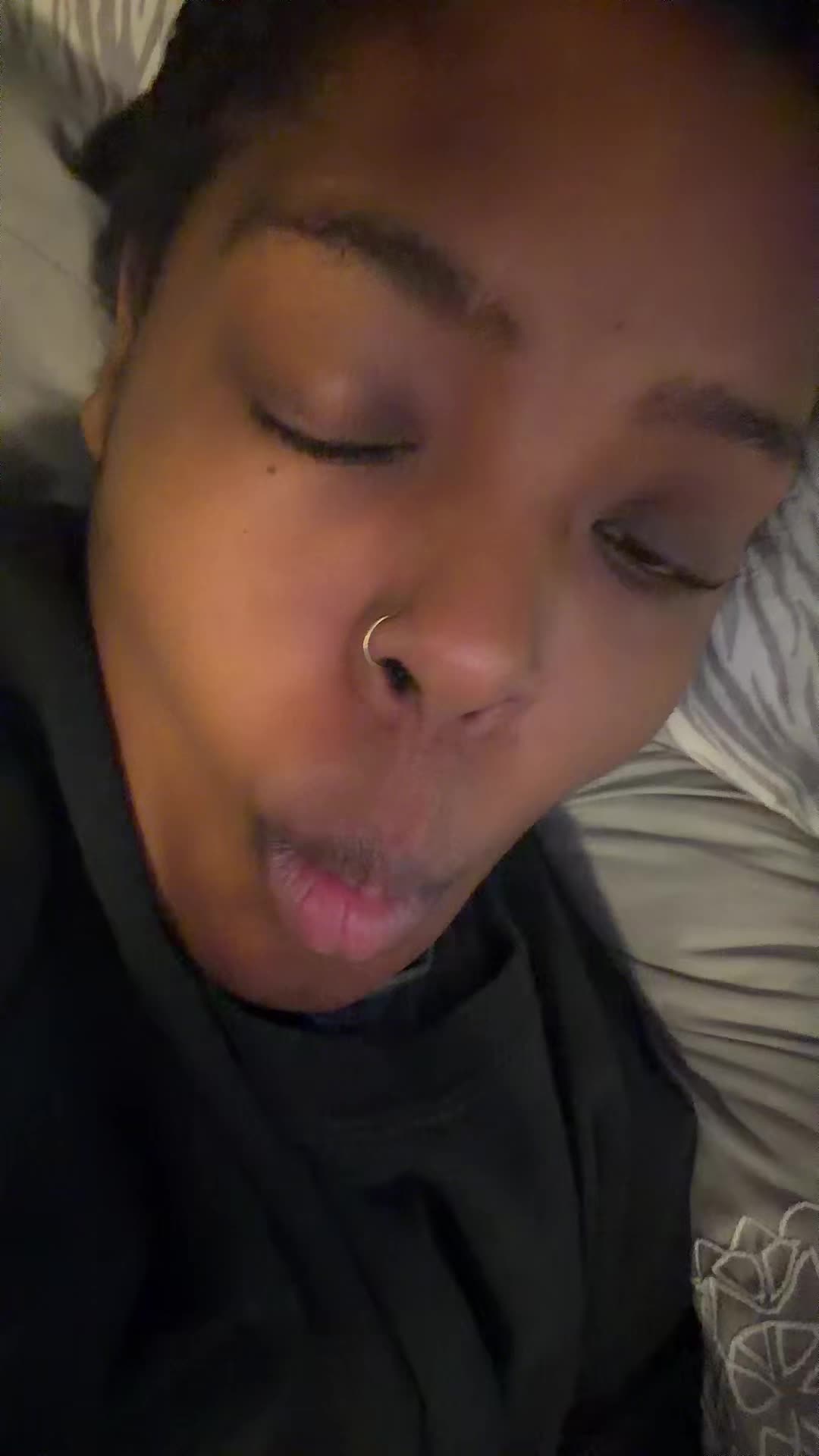@Lizzie<3