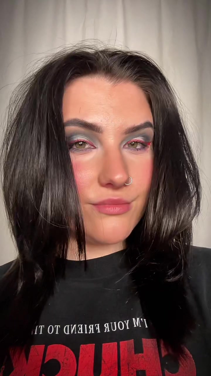 @Makeupby_ESC