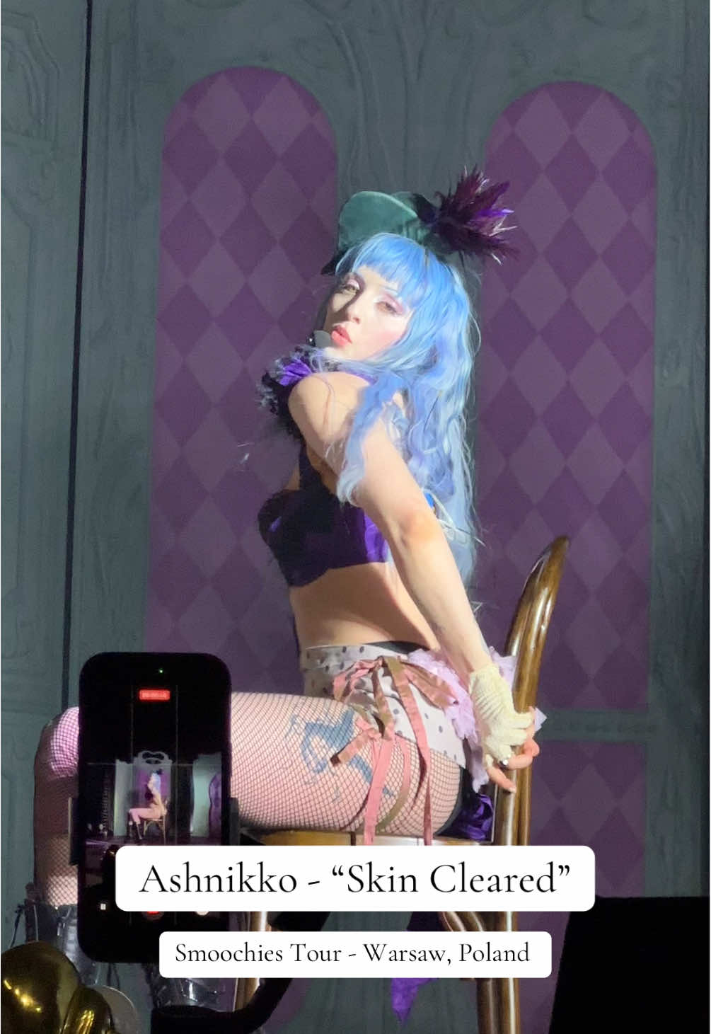 @⟡