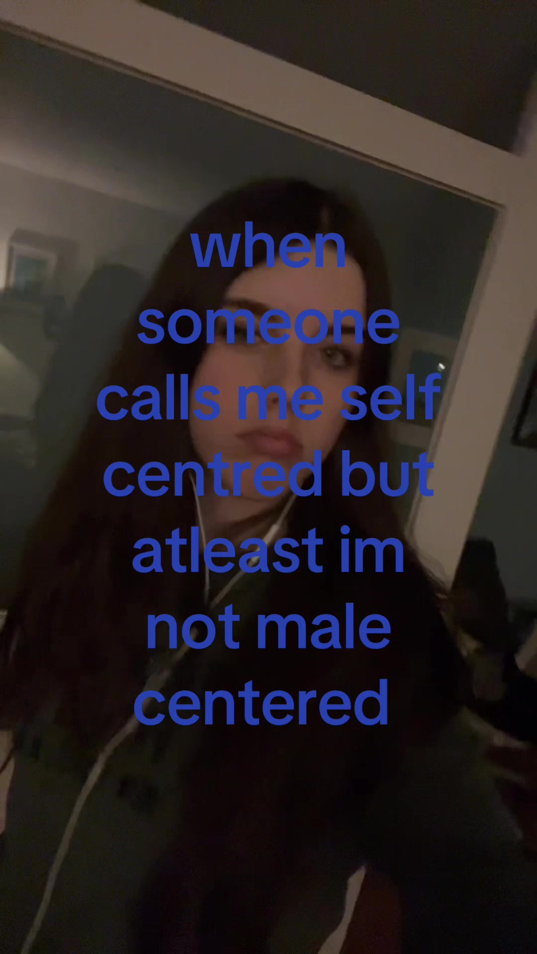 @￴