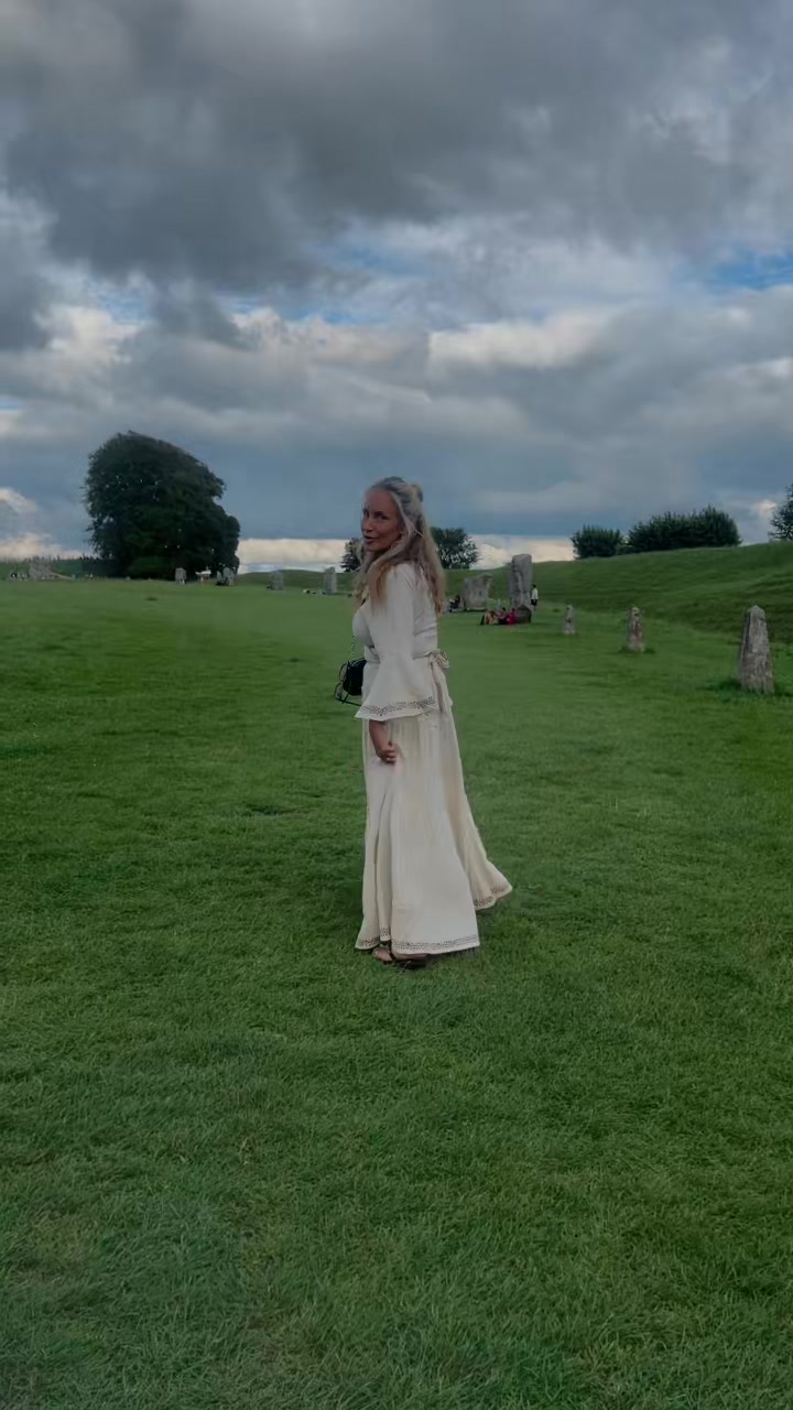 @MissKerryDouglas