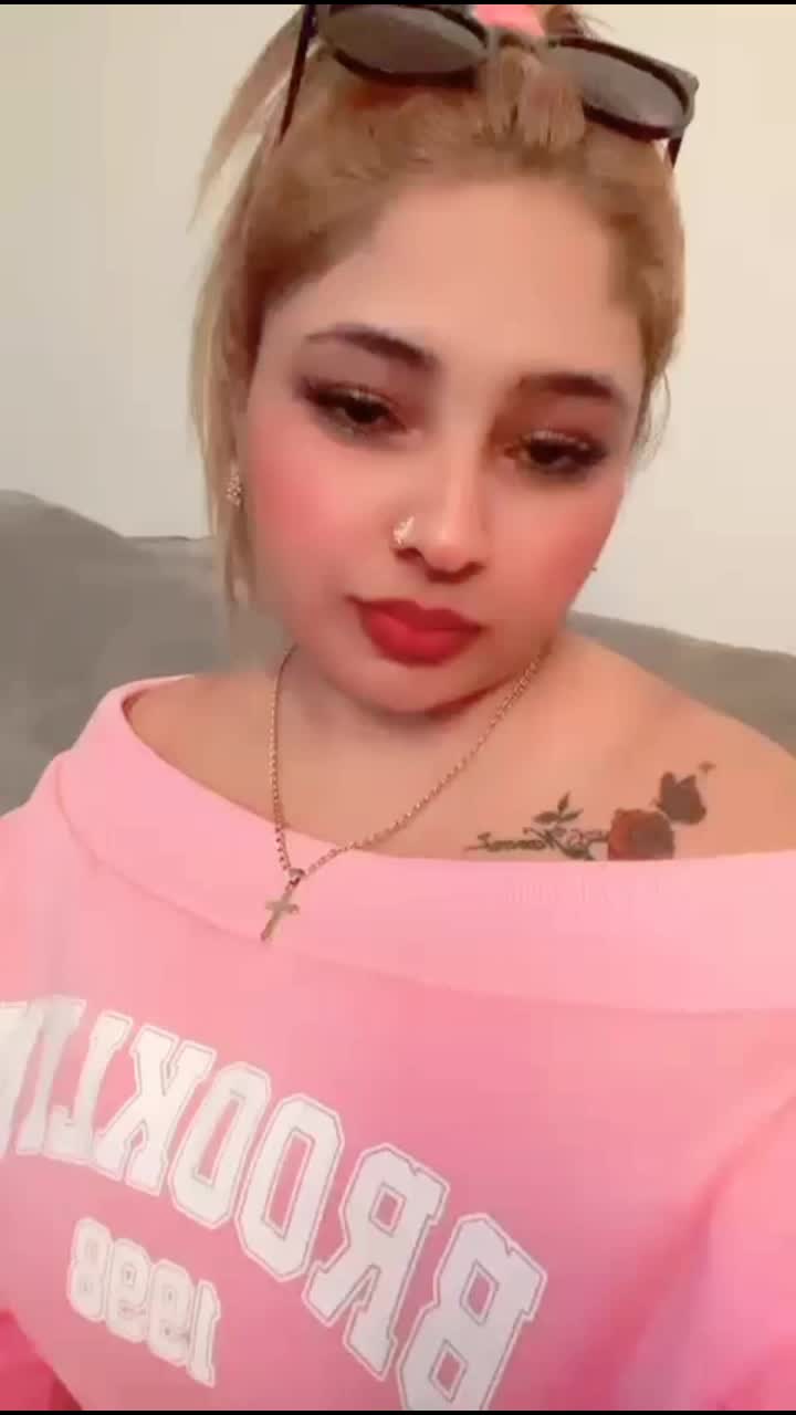 @*Mizz_Becky*