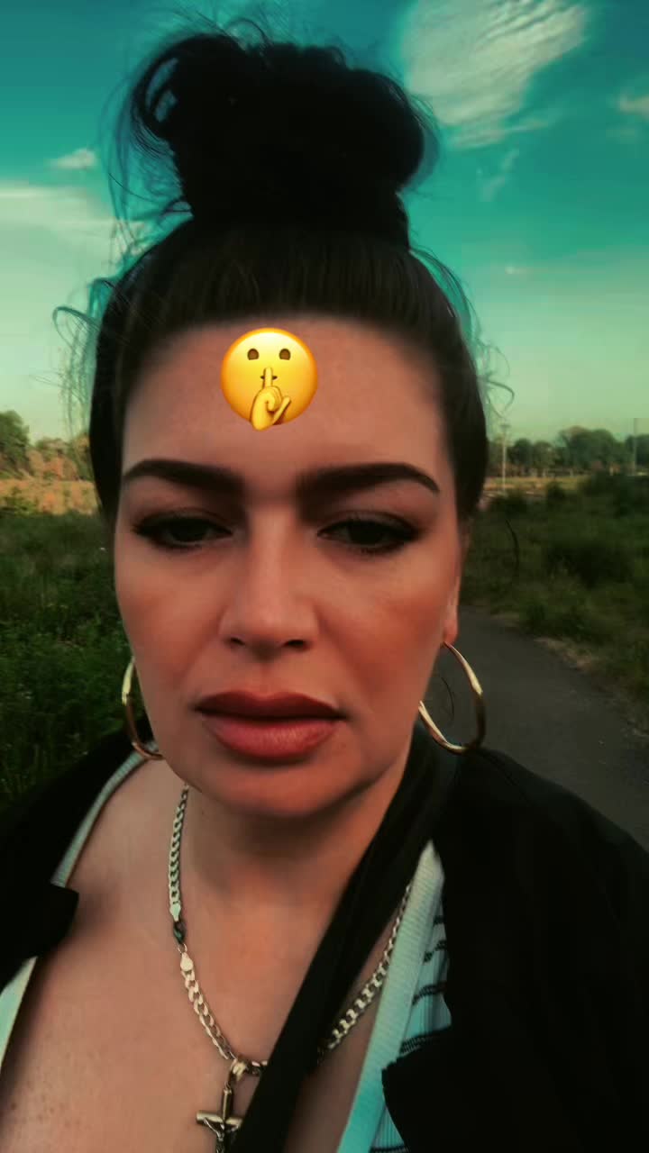 @Bexxyboo💜💚