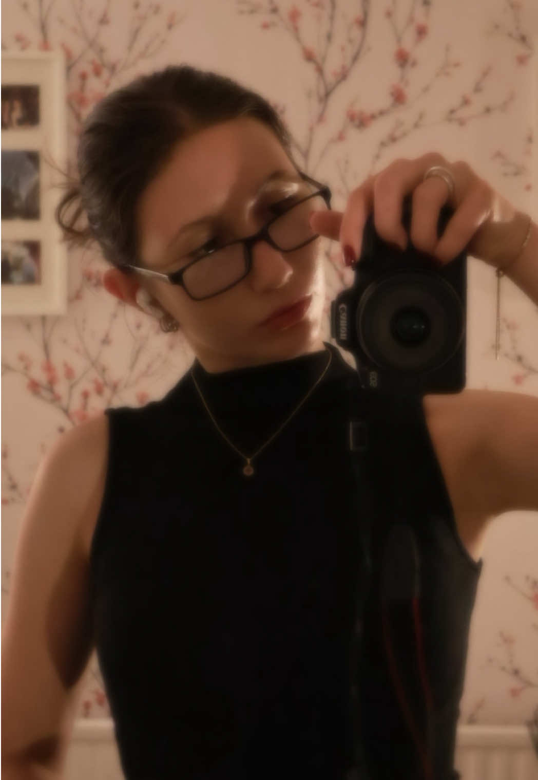 @𝓜.