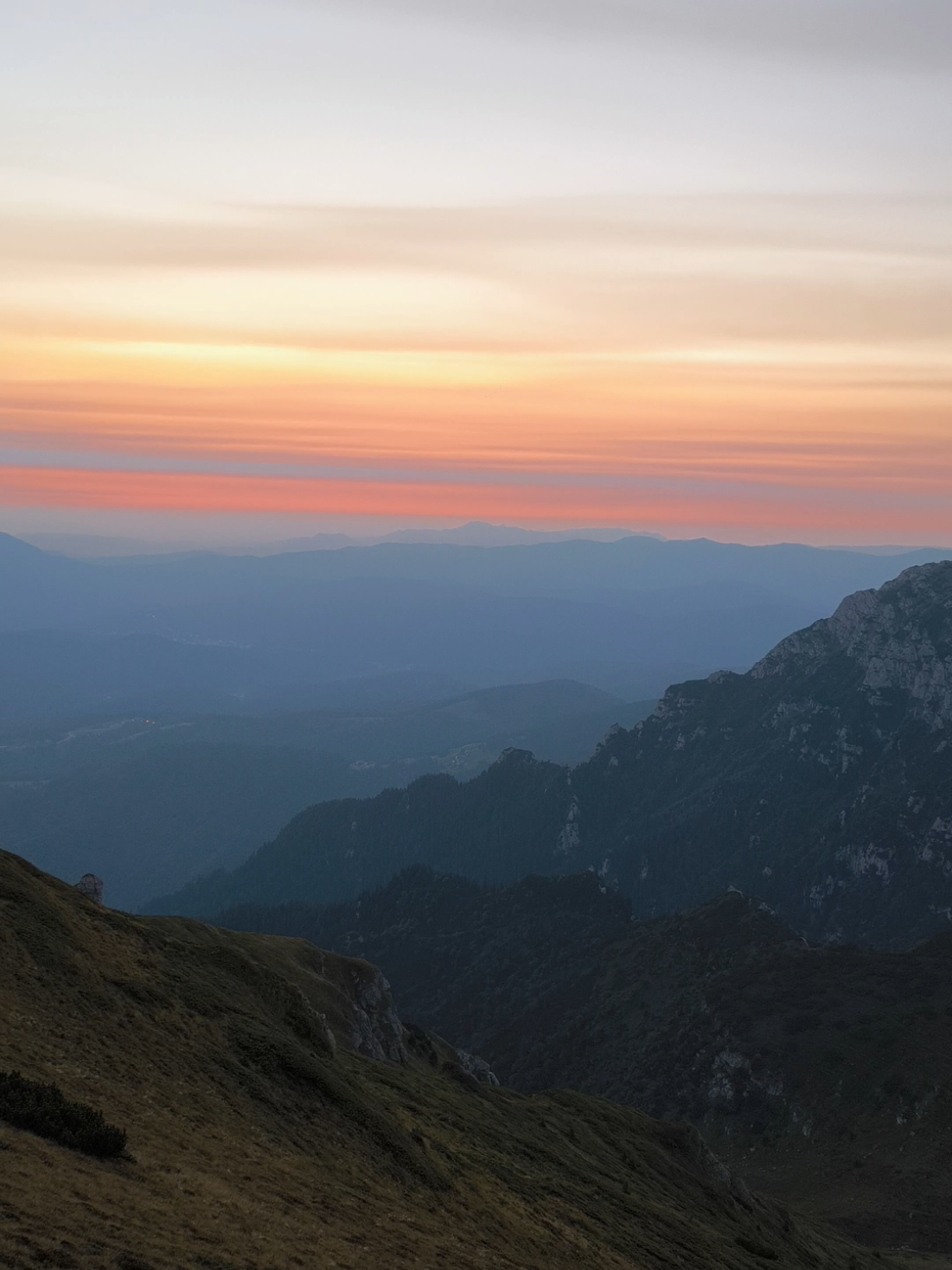 @Călător prin viață 🌅🏞️🌌