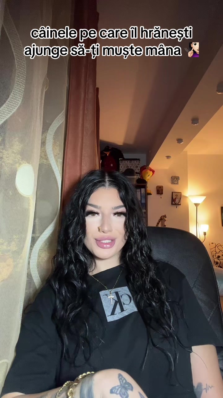 @Ștefaniaaa🦋