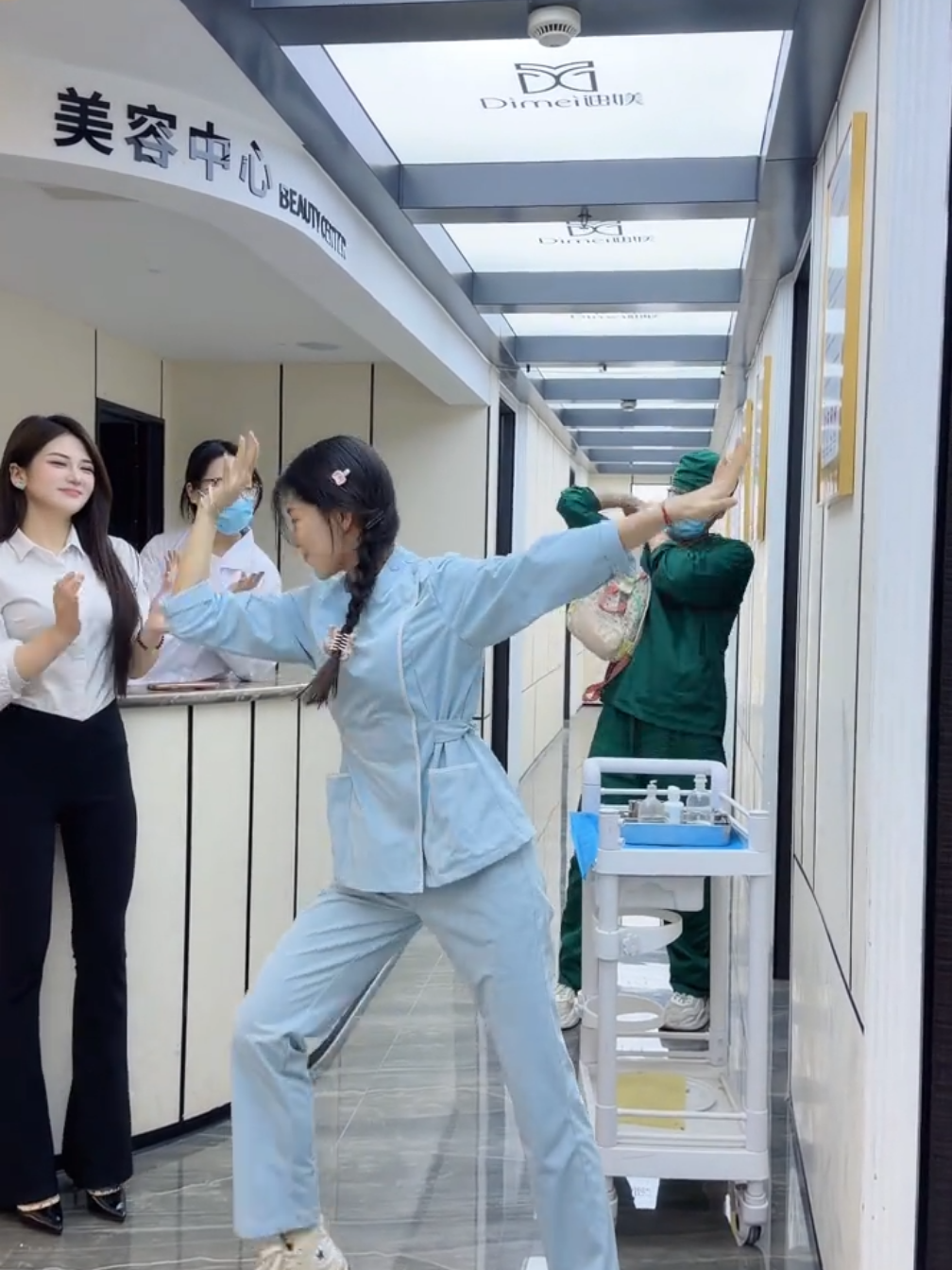 @小娇玲珑