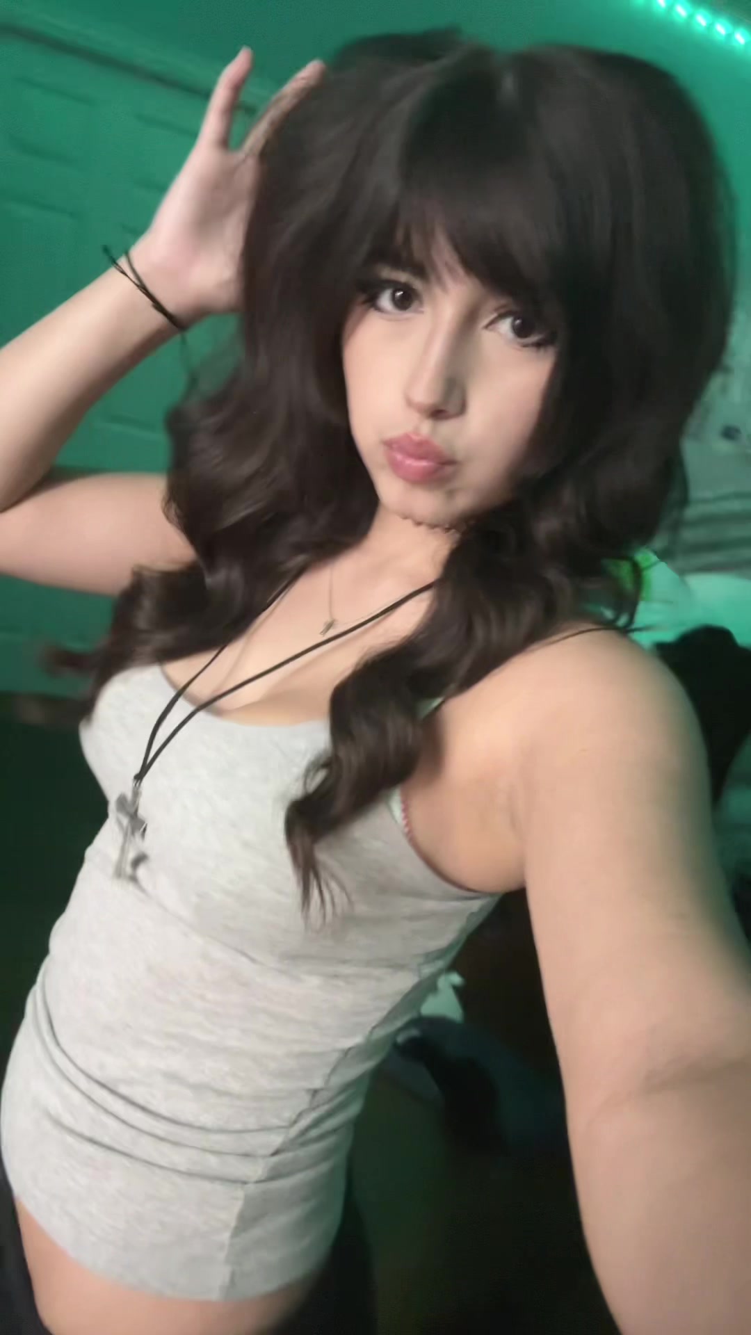 @️