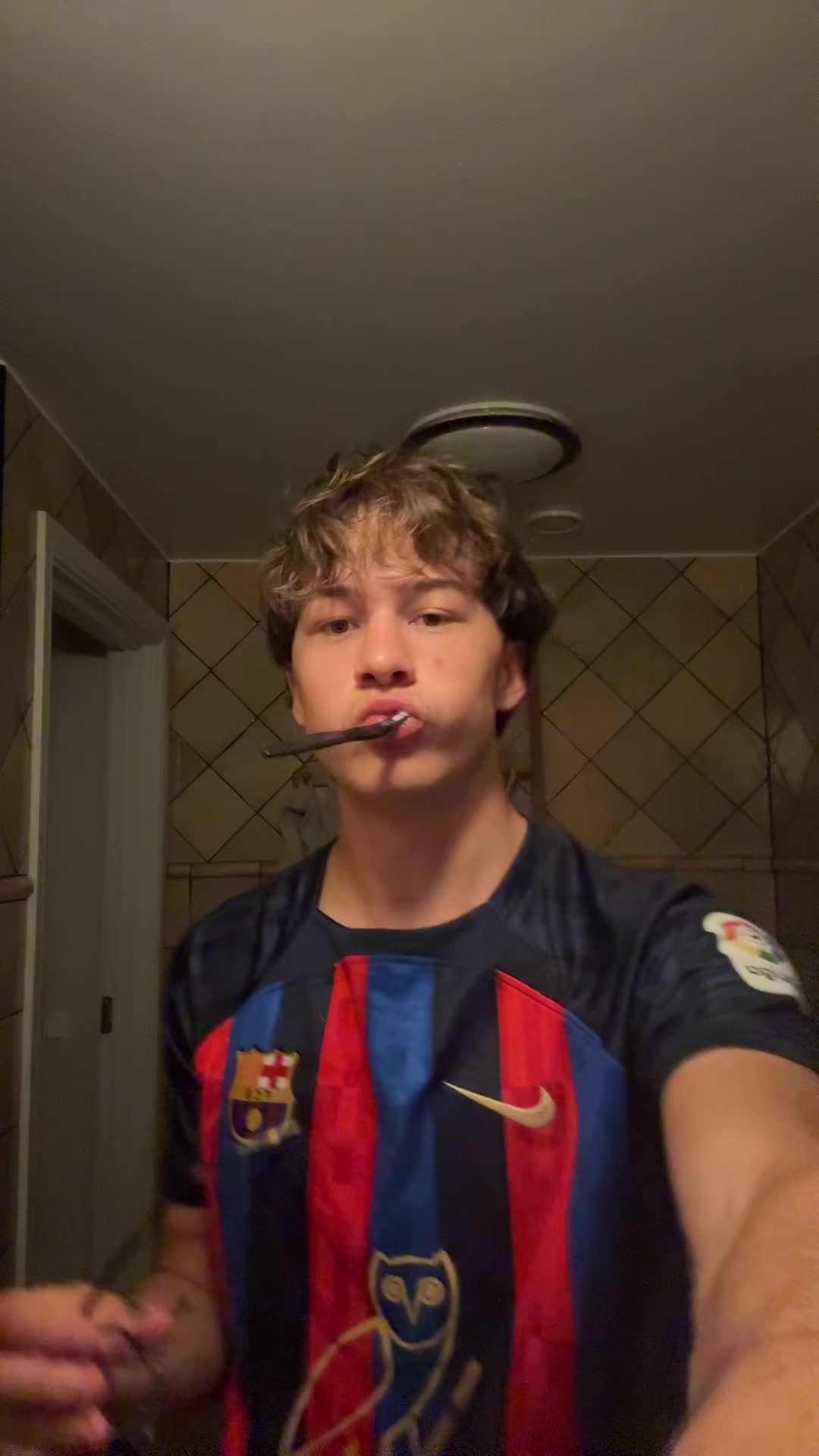 @liamomberg