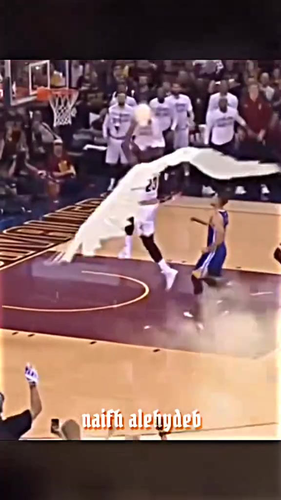 @DUNK | BASKETBALL