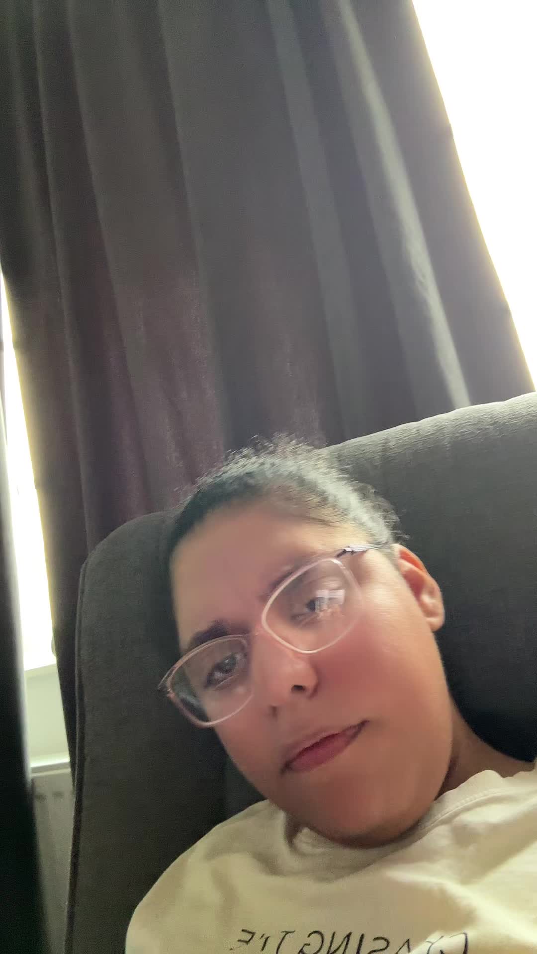 @QueenRana