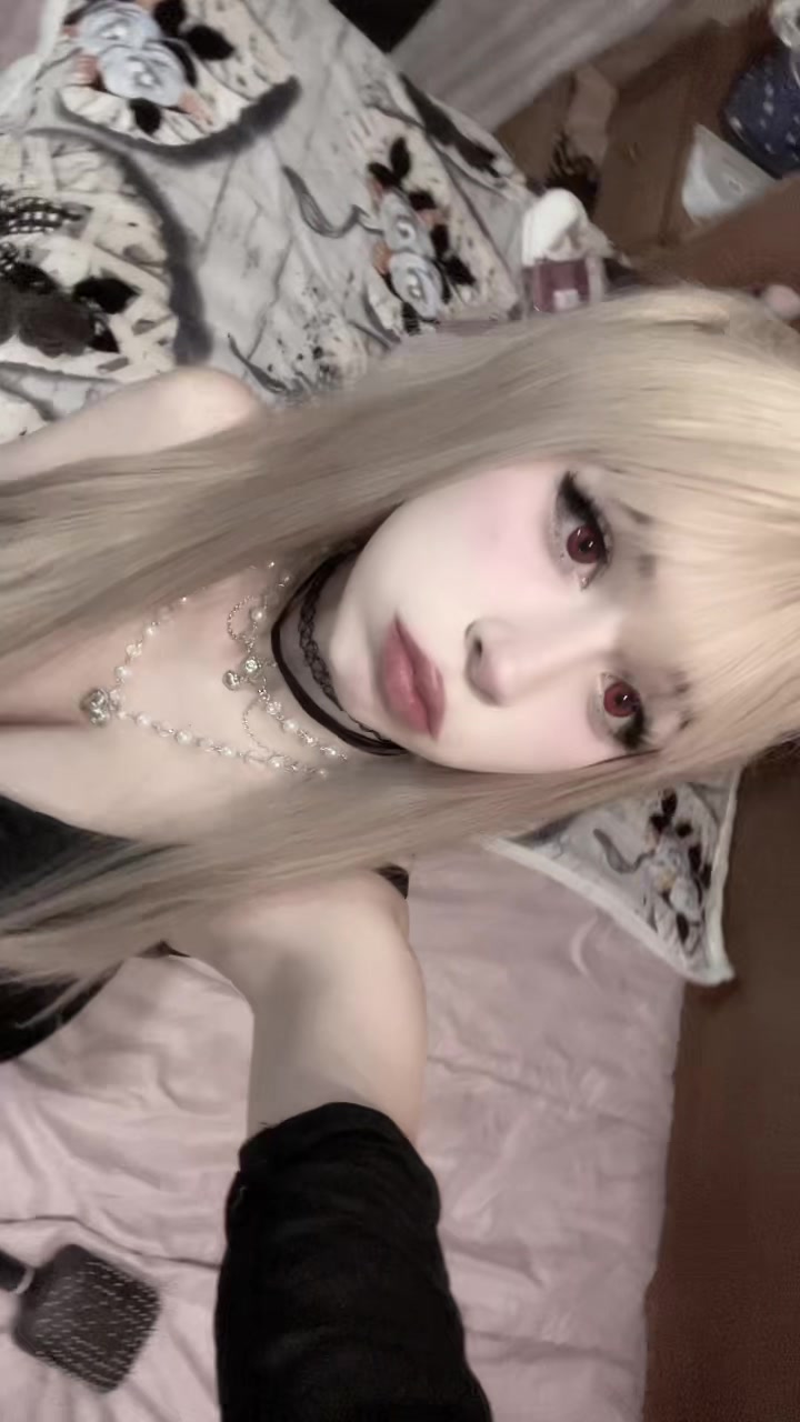 @Mela<3