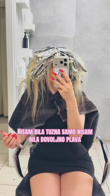 @Ina🦋