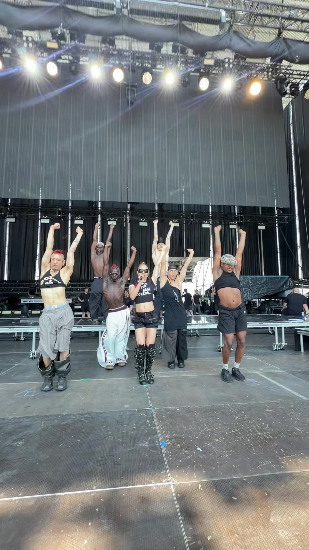 @FKA twigs