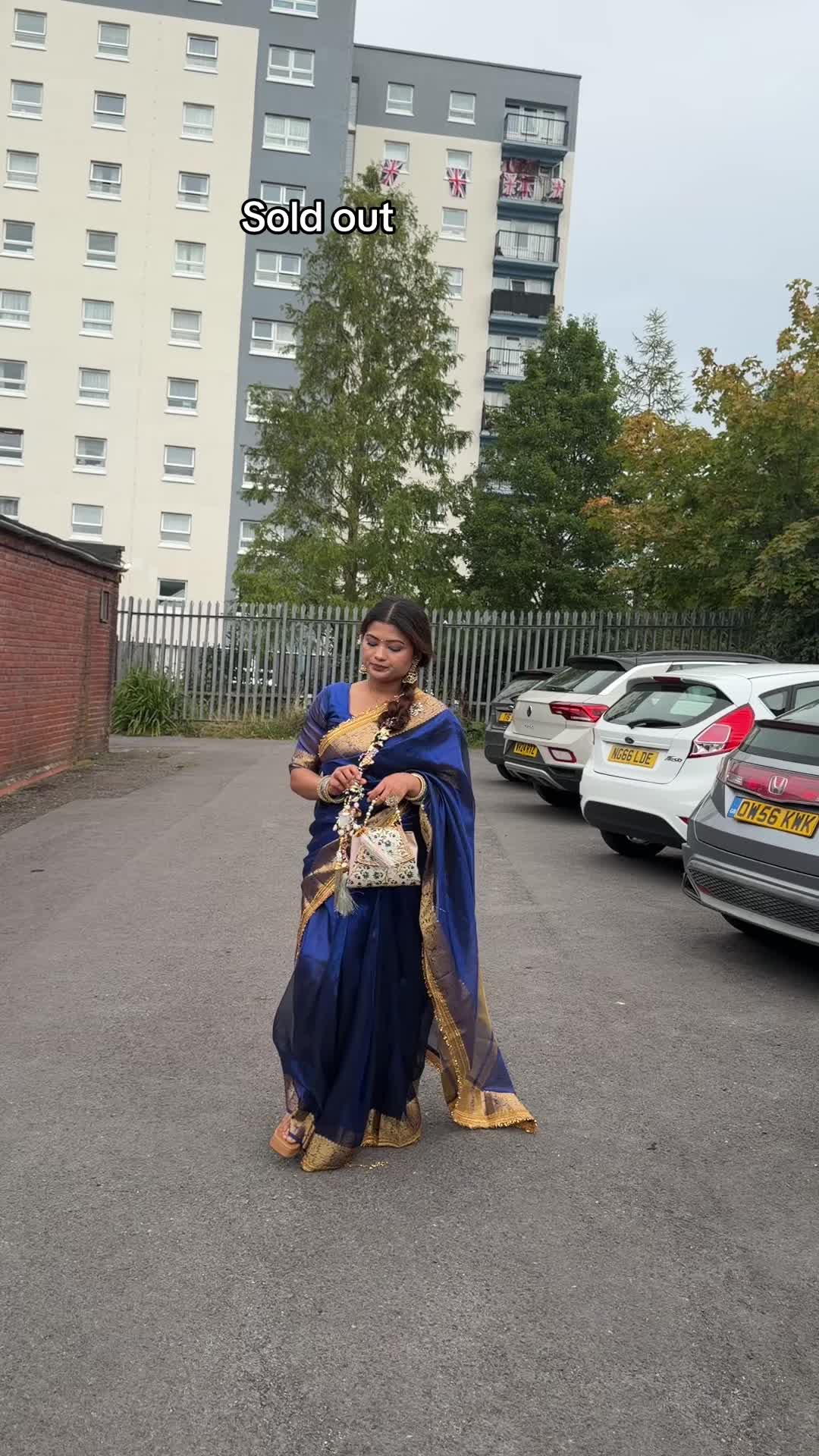@Aruna-collection-Uk🇬🇧