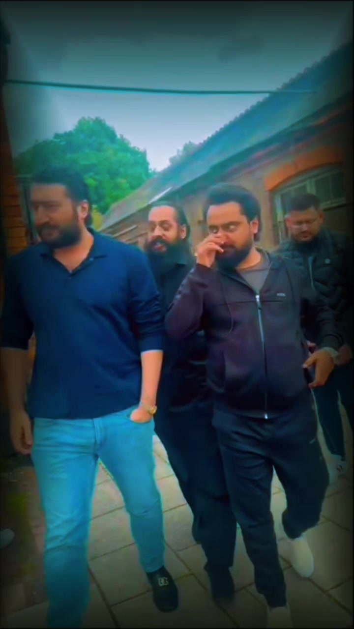 @*°• 🦅Khawaja_Sheraz 🦅 •°*
