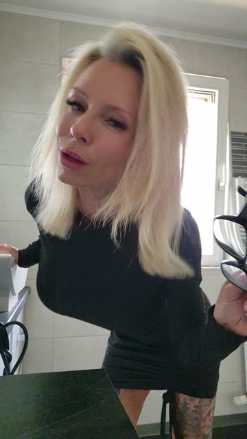 @mrs_lady_smiths