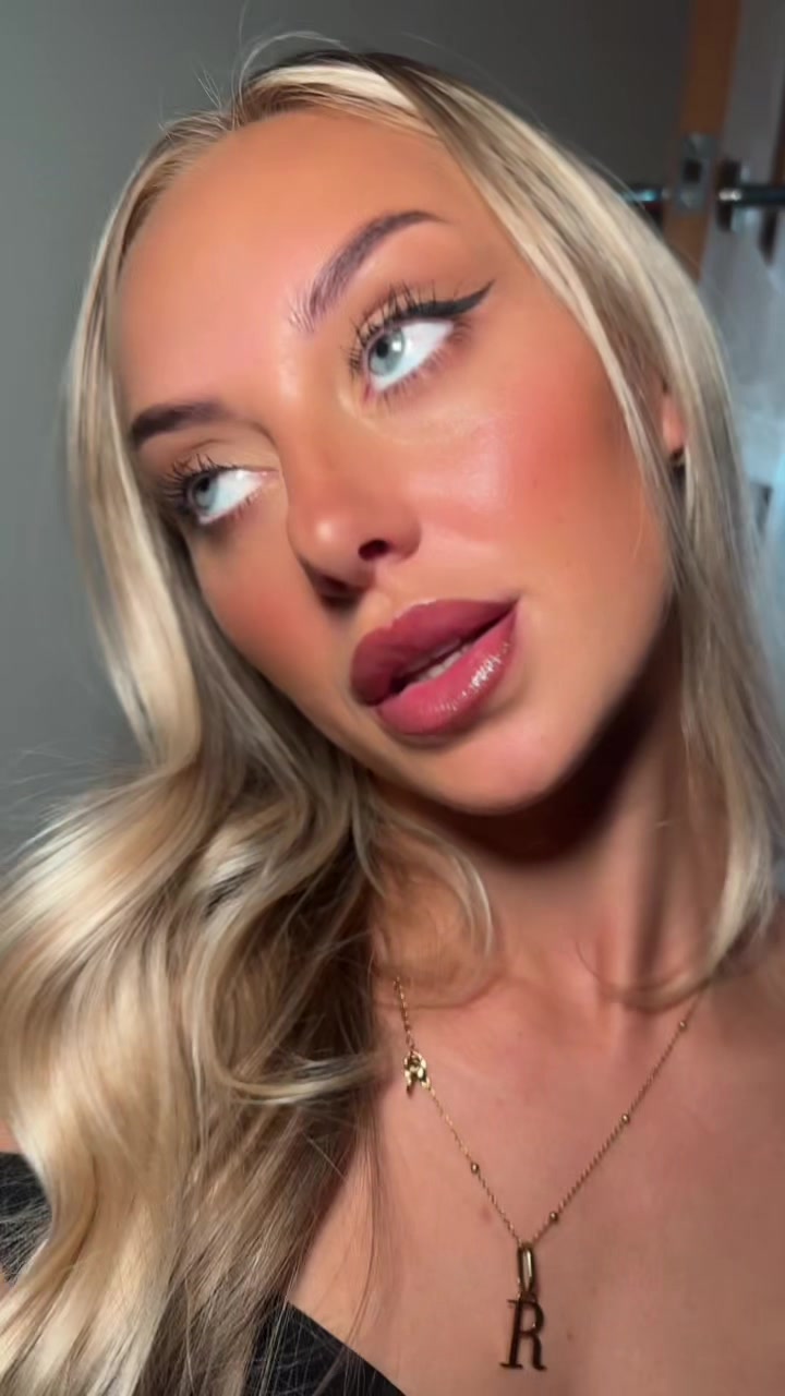 @Rhiannon blue