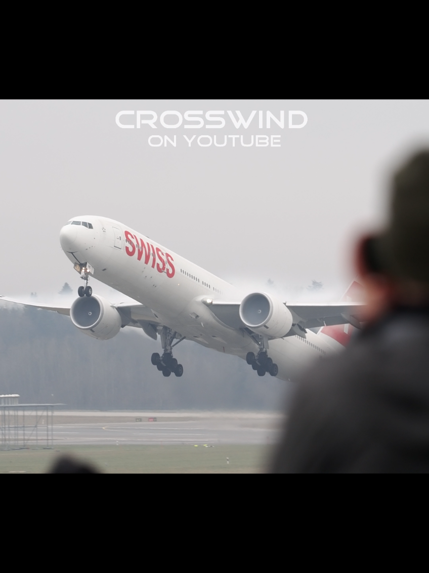 @RWY28