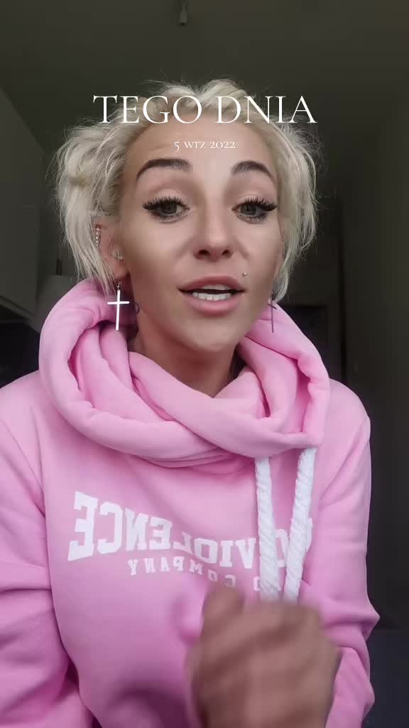 @Karolina