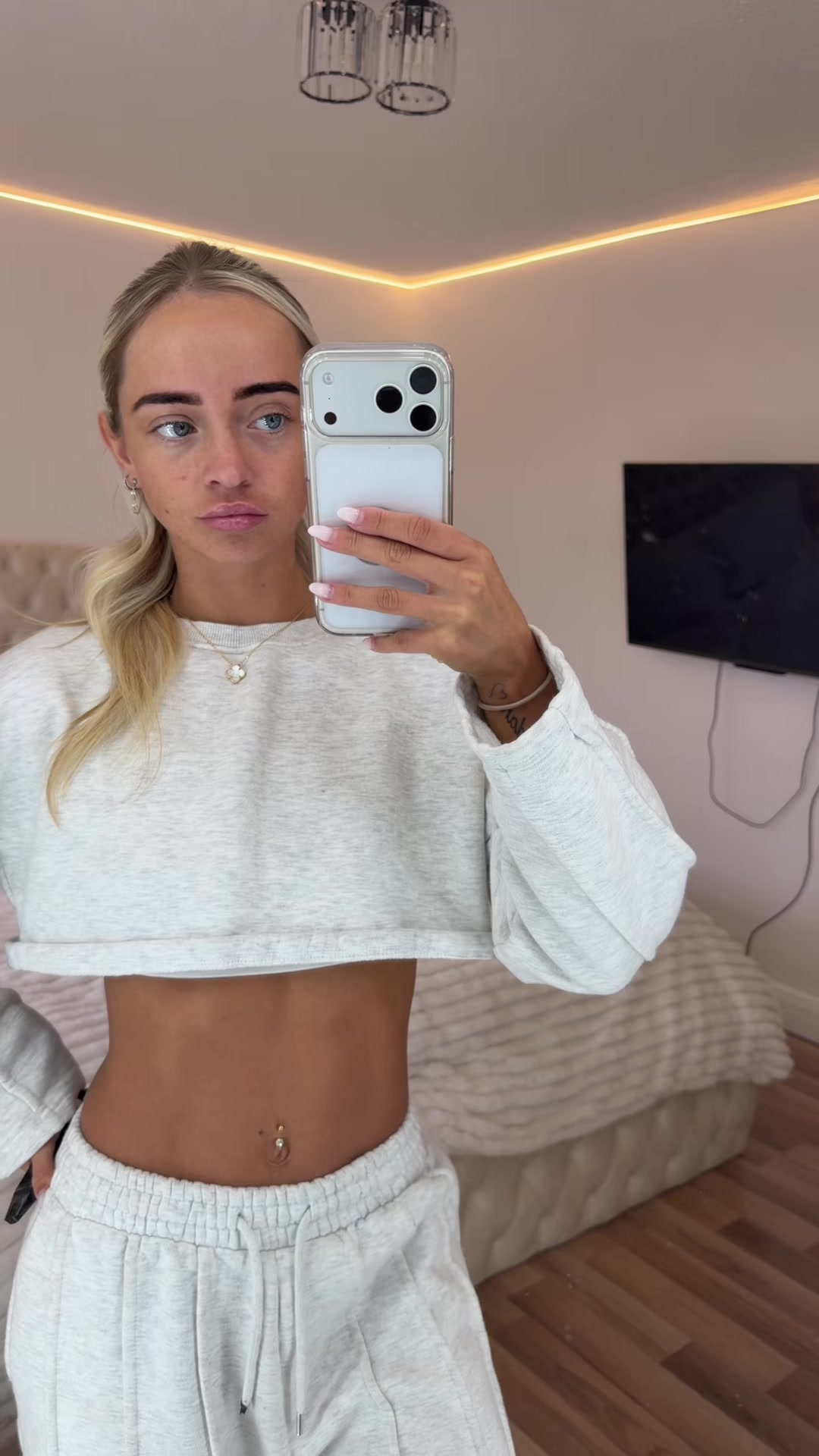 @amynicolethompson2