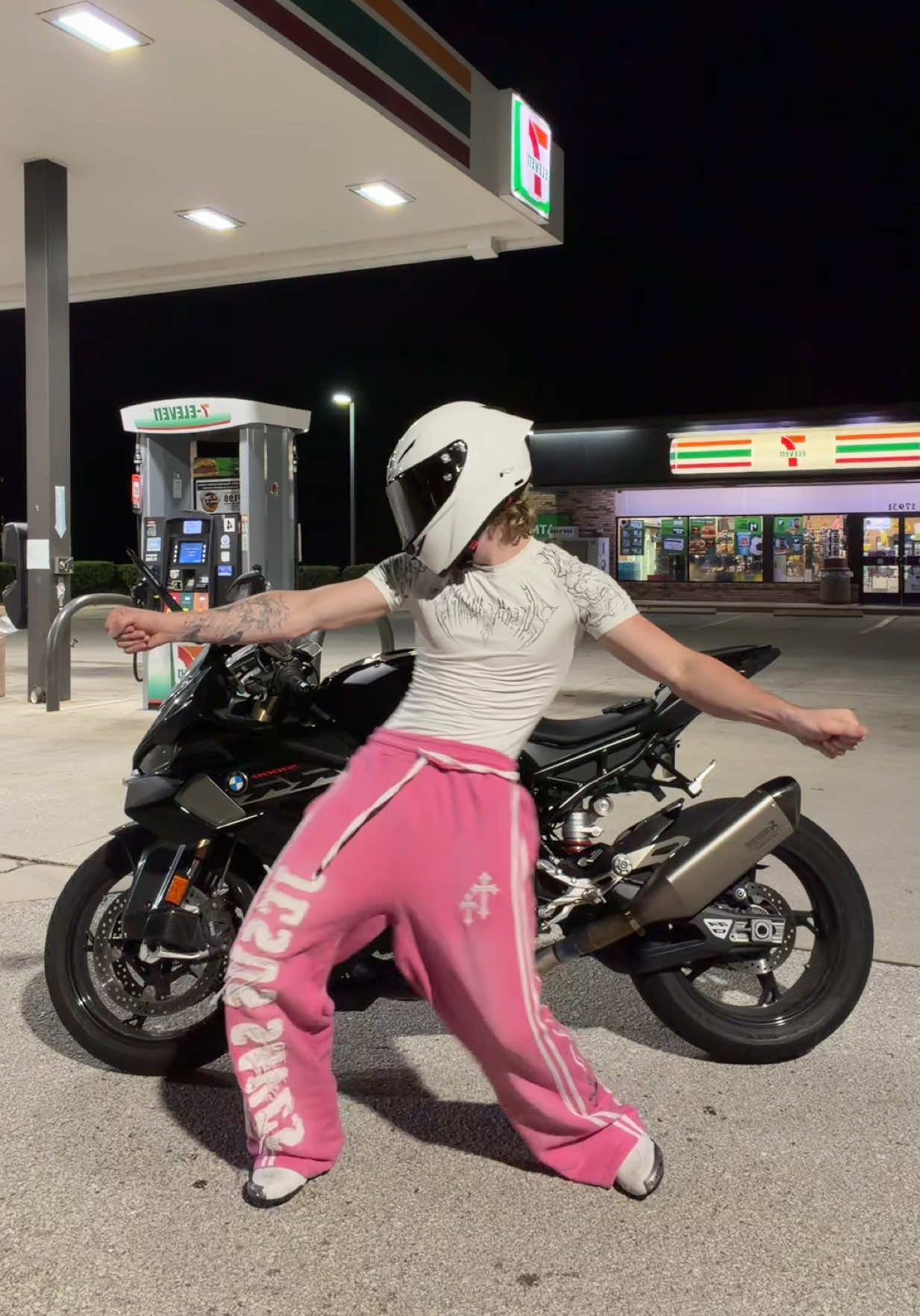 @DancingMoto