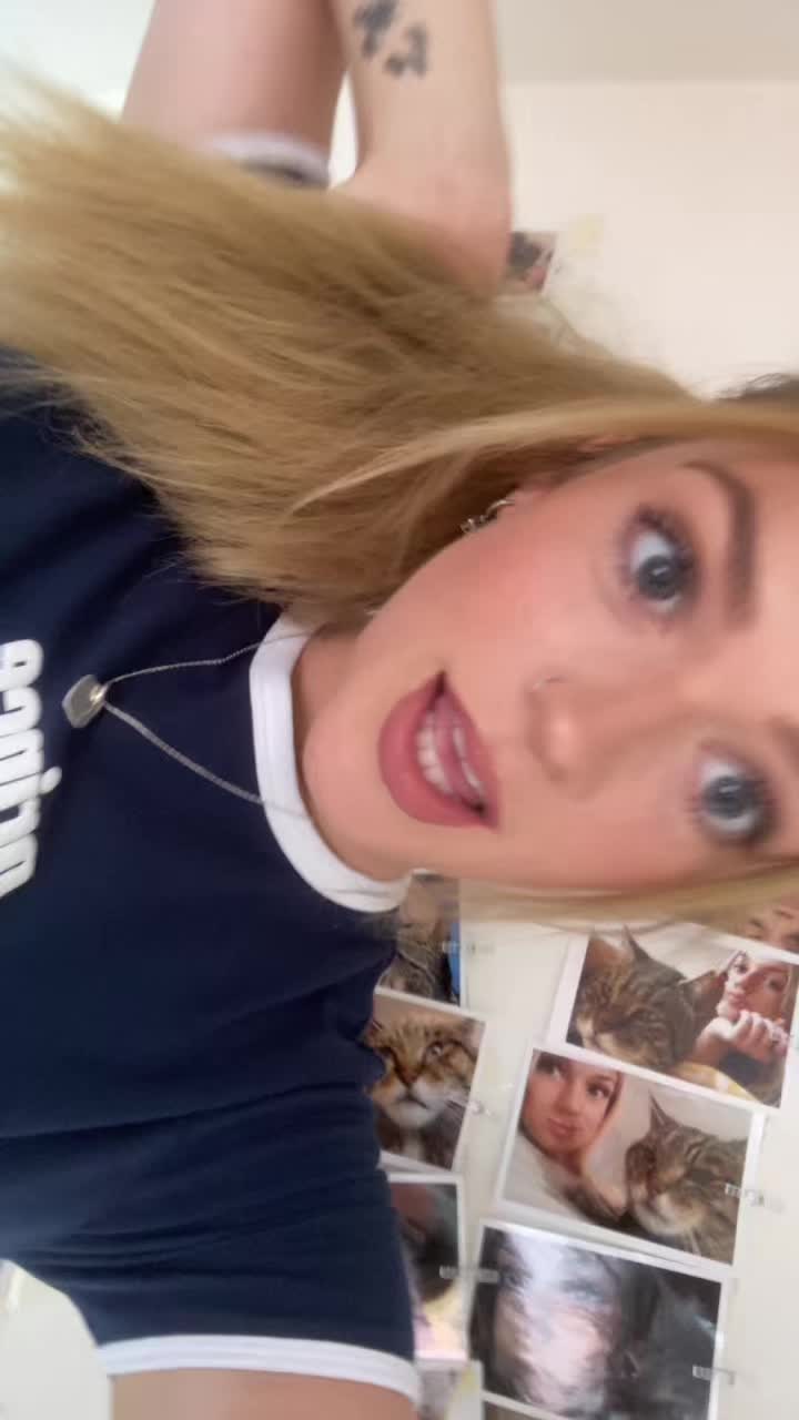 @Phoebs