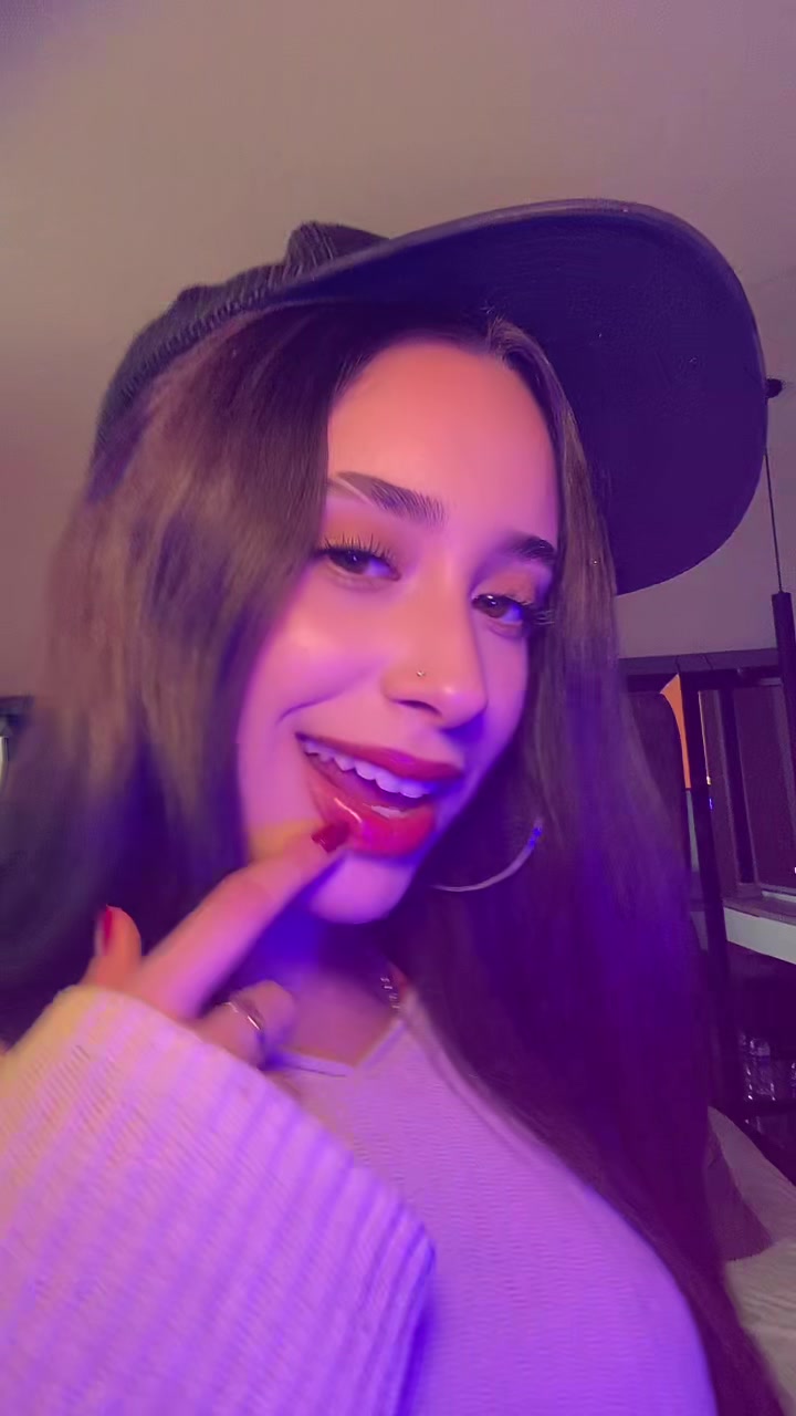 @valeria_🪬