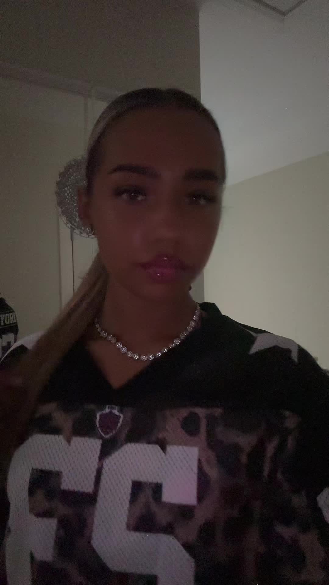 @𝑬.𝑳