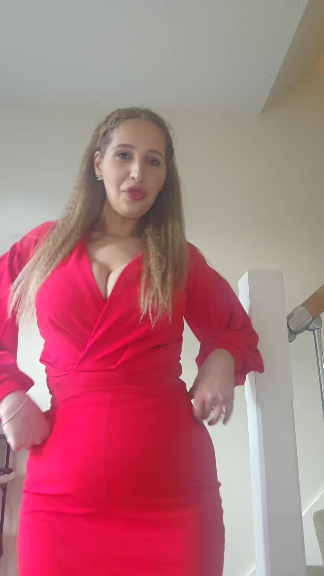 @Mony Monica55