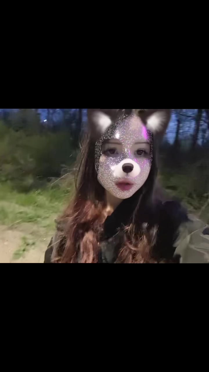 @Линочка Фонк𖣂