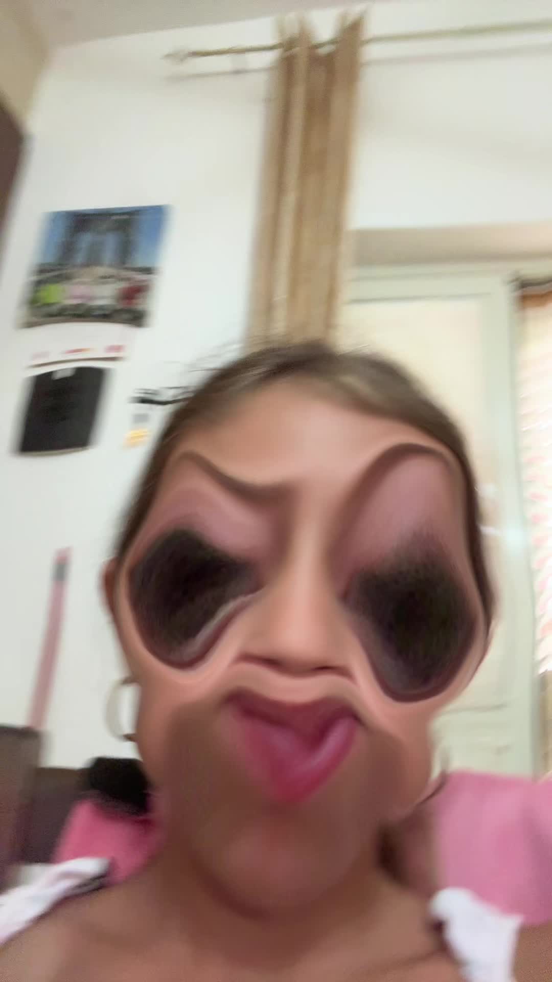 @Sharon Irimia