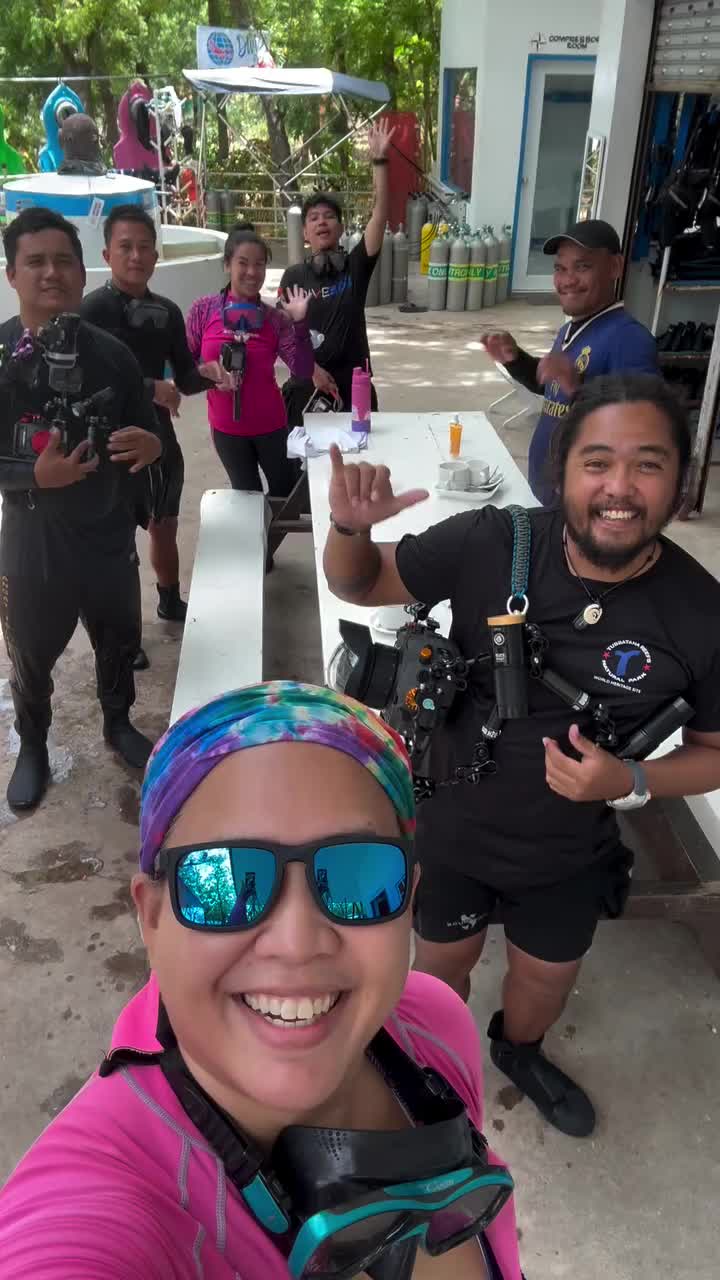 @Scuba Diving with Ara