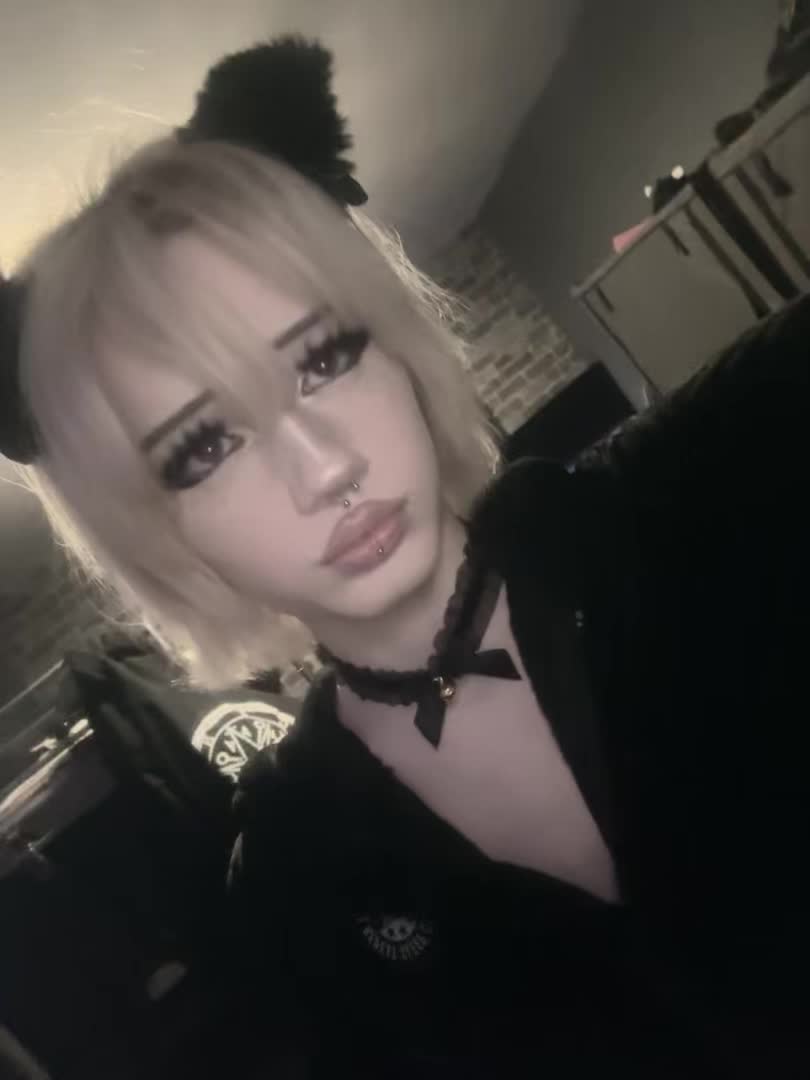 @・𝓒𝓺𝓫𝓮𝓻𝓯𝓪𝓬𝓮・