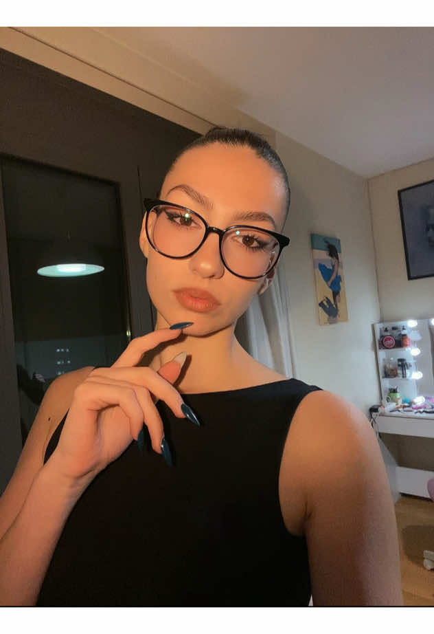 @μυρτω