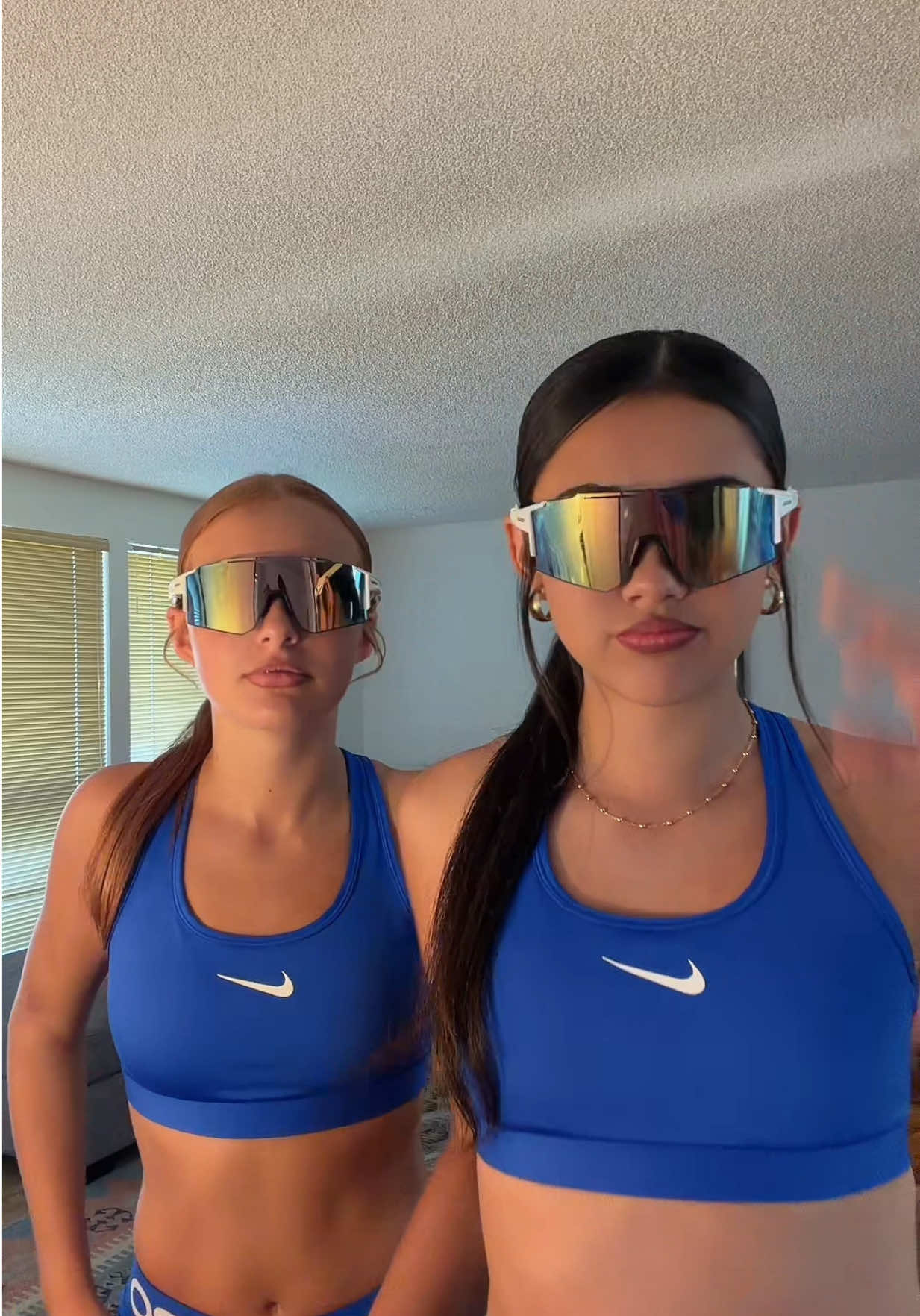 @💸🥶
