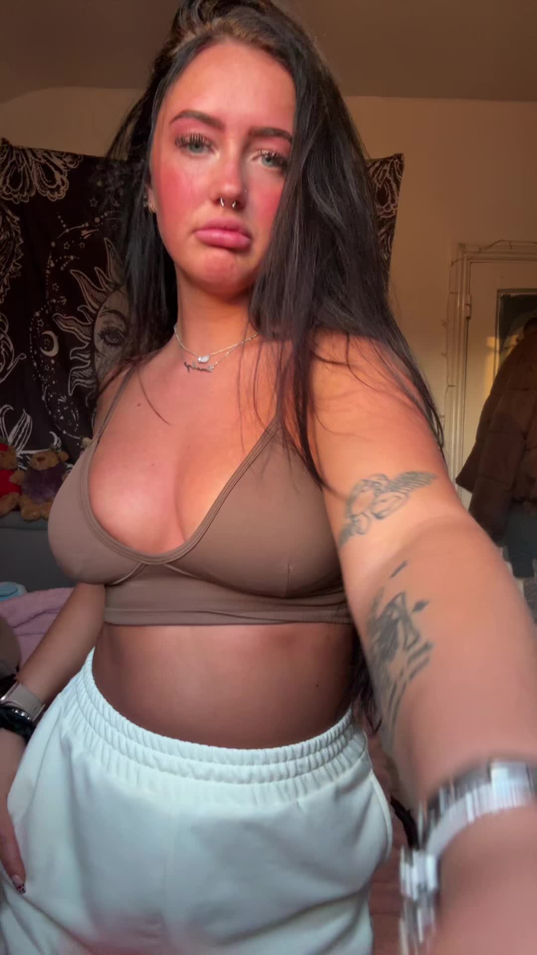 @emilycelia